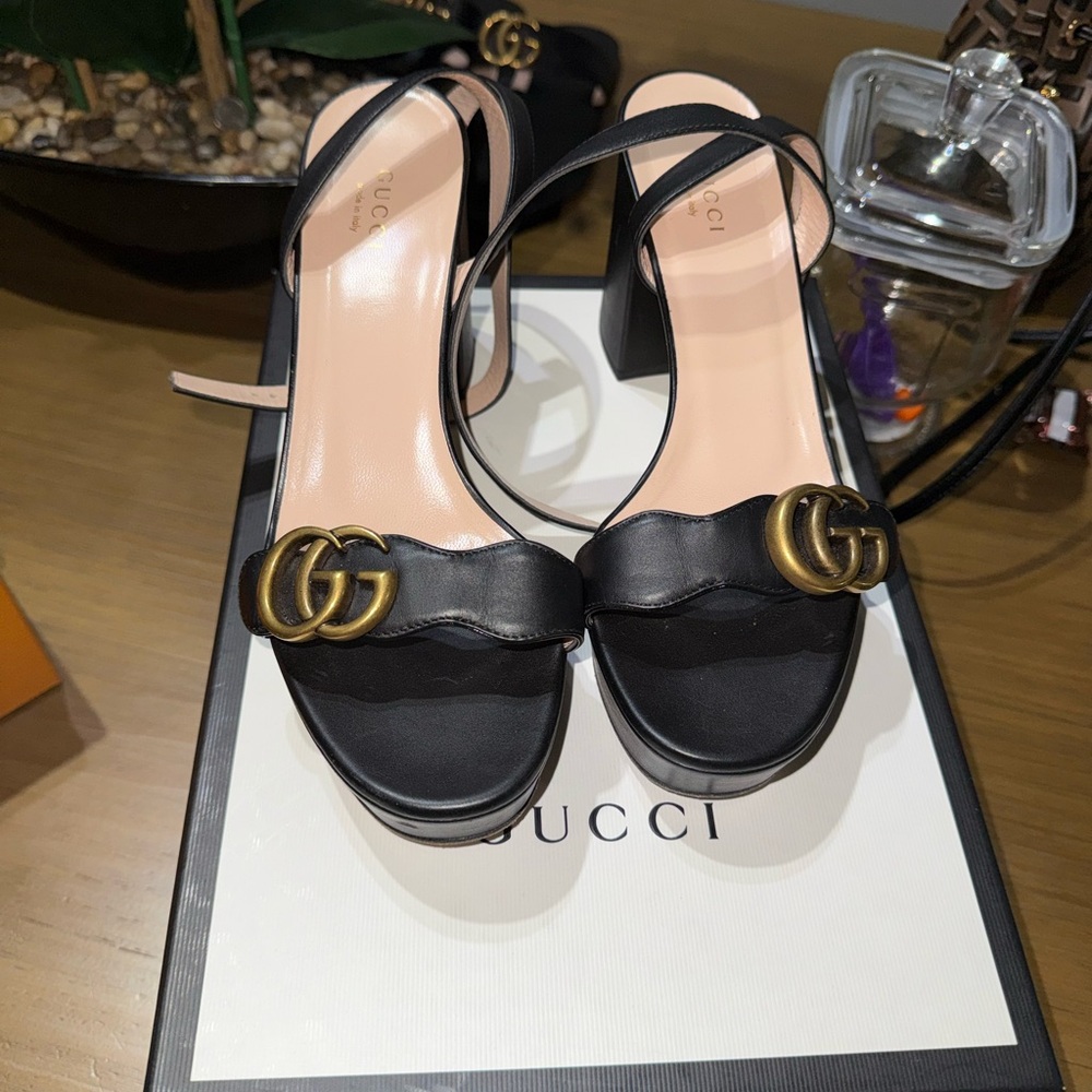 Gucci Marmont leather heels